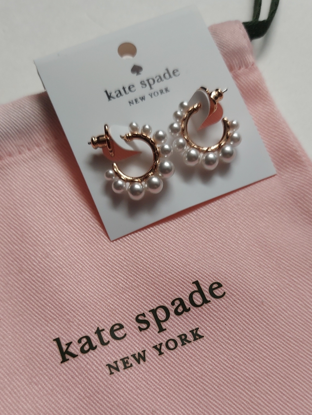 kate spade  New York Rose Gold Hoop Earrings with White Pearls Nwot - Picture 4 of 4